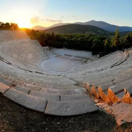 Nyaraló Kid & 2 Katakáli